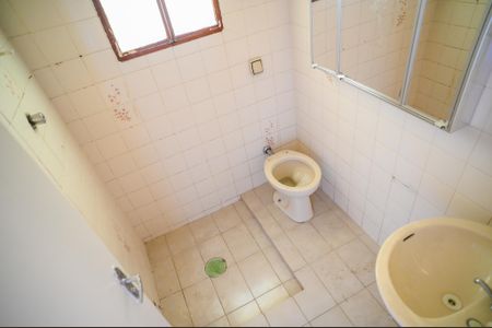 Casa para alugar com 75m², 2 quartos e 1 vaga Casa para alugar com 75m², 2 quartos e 1 vagaBanheiro