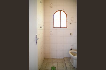 Casa para alugar com 75m², 2 quartos e 1 vaga Casa para alugar com 75m², 2 quartos e 1 vagaBanheiro