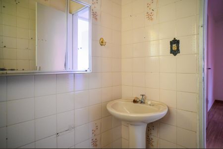 Casa para alugar com 75m², 2 quartos e 1 vaga Casa para alugar com 75m², 2 quartos e 1 vagaBanheiro