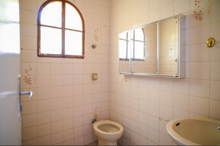 Casa para alugar com 75m², 2 quartos e 1 vaga Casa para alugar com 75m², 2 quartos e 1 vagaBanheiro