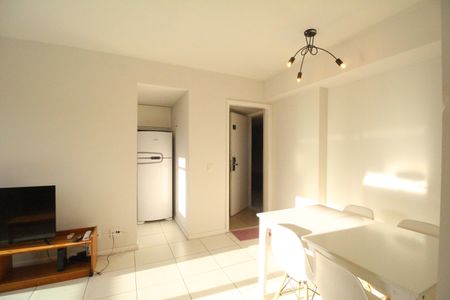 Apartamento para alugar com 70m², 1 quarto e 1 vagaSala