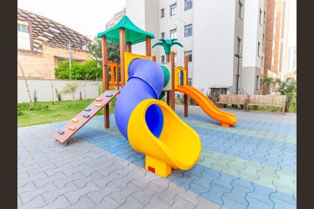 Apartamento à venda com 40m², 2 quartos e sem vagaÁrea comum - Playground