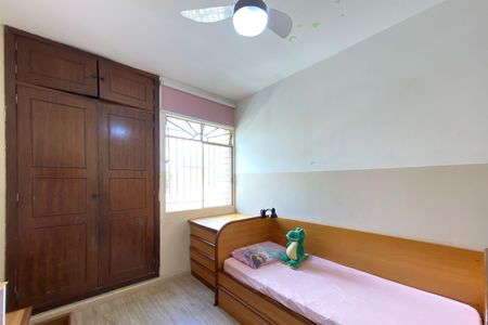 Apartamento à venda com 85m², 3 quartos e 1 vagaQuarto 2