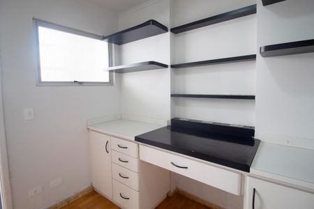 Apartamento à venda com 520m², 5 quartos e 4 vagasQuarto de Serviço 2