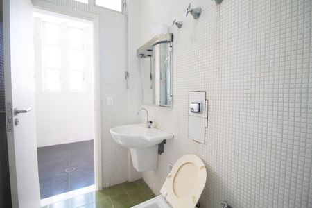 Apartamento à venda com 520m², 5 quartos e 4 vagasBanheiro de Serviço