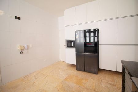 Apartamento à venda com 520m², 5 quartos e 4 vagasCozinha