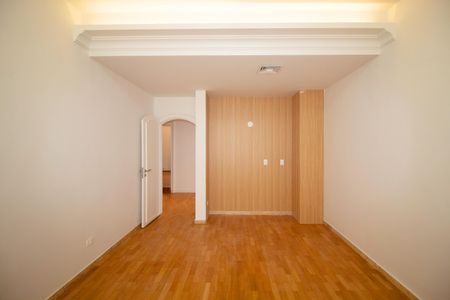 Apartamento à venda com 520m², 5 quartos e 4 vagasQuarto 2