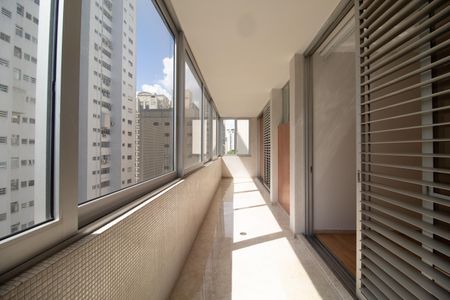 Apartamento à venda com 520m², 5 quartos e 4 vagasVaranda da Suíte 4