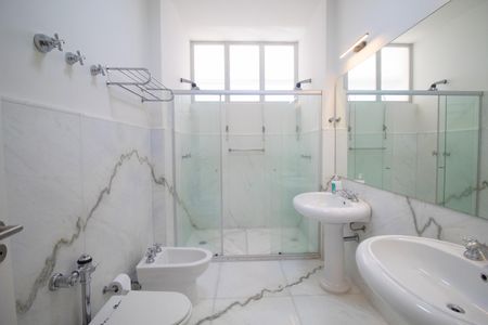 Apartamento à venda com 520m², 5 quartos e 4 vagasBanheiro da Suíte 4