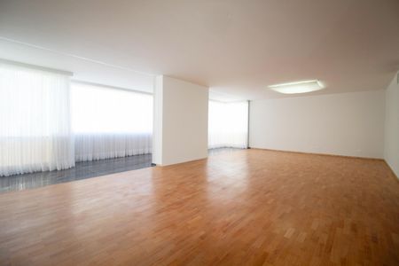 Apartamento à venda com 520m², 5 quartos e 4 vagasSala