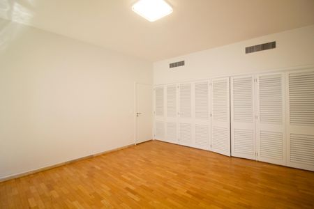 Apartamento à venda com 520m², 5 quartos e 4 vagasSuíte 4