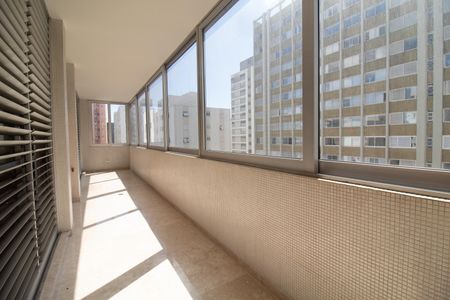 Apartamento à venda com 520m², 5 quartos e 4 vagasVaranda da Suíte 4