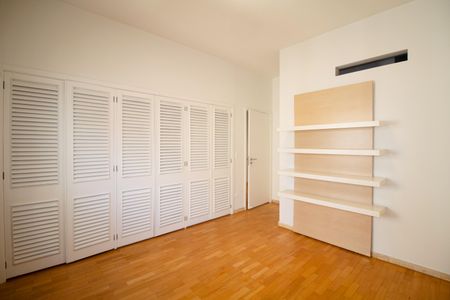 Apartamento à venda com 520m², 5 quartos e 4 vagasSuíte 5