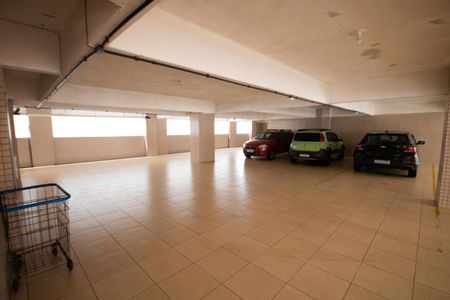 Apartamento para alugar com 57m², 1 quarto e 1 vaga Apartamento para alugar com 57m², 1 quarto e 1 vagaGaragem