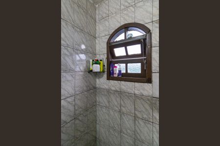 Casa à venda com 129m², 2 quartos e 2 vagasBanheiro