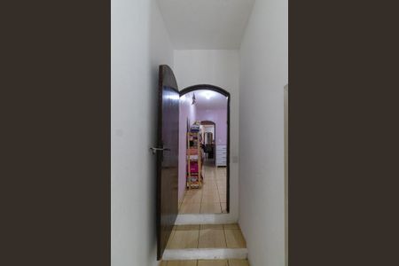 Casa à venda com 129m², 2 quartos e 2 vagasCorredor