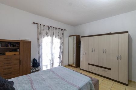 Casa à venda com 129m², 2 quartos e 2 vagasSuíte