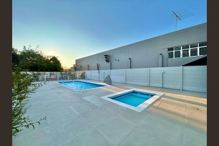 Apartamento à venda com 56m², 2 quartos e 1 vagaÁrea comum - Piscina