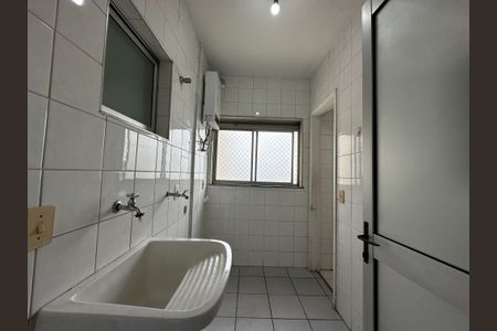 Apartamento à venda com 73m², 3 quartos e 2 vagas Apartamento à venda com 73m², 3 quartos e 2 vagasÁrea de Serviço