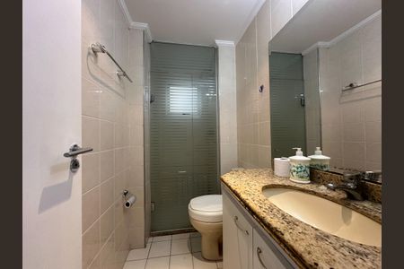 Apartamento à venda com 73m², 3 quartos e 2 vagas Apartamento à venda com 73m², 3 quartos e 2 vagasBanheiro Social