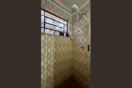 Casa para alugar com 200m², 4 quartos e 3 vagas Casa para alugar com 200m², 4 quartos e 3 vagasBanheiro da Suíte 2