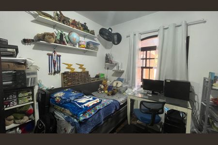 Casa para alugar com 200m², 4 quartos e 3 vagas Casa para alugar com 200m², 4 quartos e 3 vagasQuarto 2