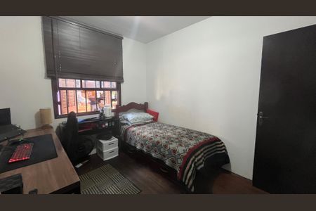 Casa para alugar com 200m², 4 quartos e 3 vagas Casa para alugar com 200m², 4 quartos e 3 vagasQuarto 1