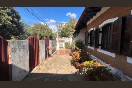 Casa para alugar com 200m², 4 quartos e 3 vagas Casa para alugar com 200m², 4 quartos e 3 vagasÁrea Externa