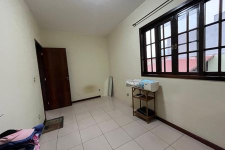 Casa para alugar com 360m², 4 quartos e 4 vagas Casa para alugar com 360m², 4 quartos e 4 vagasQuarto 4