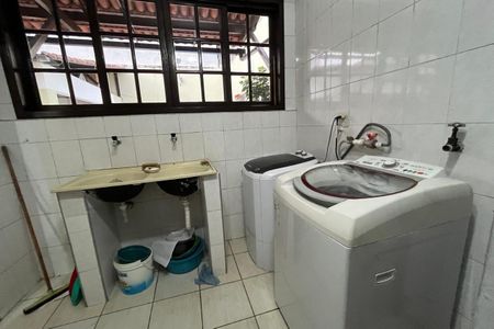 Casa para alugar com 360m², 4 quartos e 4 vagas Casa para alugar com 360m², 4 quartos e 4 vagasÁrea de Serviço