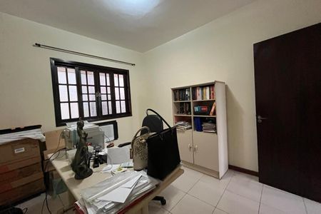 Casa para alugar com 360m², 4 quartos e 4 vagas Casa para alugar com 360m², 4 quartos e 4 vagasQuarto 3
