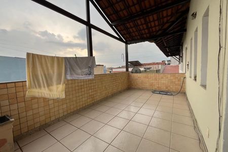 Casa para alugar com 360m², 4 quartos e 4 vagas Casa para alugar com 360m², 4 quartos e 4 vagasCobertura