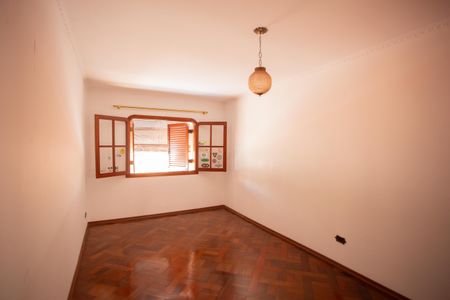 Casa para alugar com 380m², 4 quartos e 4 vagasQuarto 2