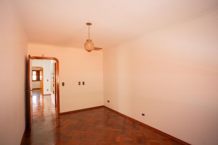 Casa para alugar com 380m², 4 quartos e 4 vagasQuarto 2