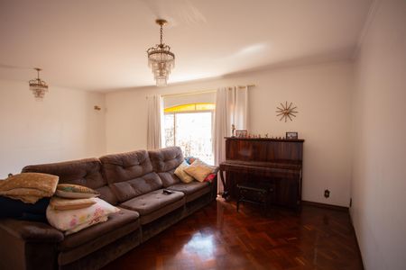 Sala de casa para alugar com 4 quartos, 380m² em Vila Barbosa, São Paulo