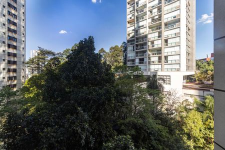 Apartamento à venda com 185m², 3 quartos e 3 vagas Apartamento à venda com 185m², 3 quartos e 3 vagasVaranda