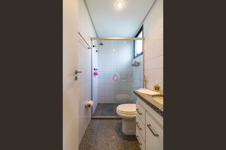Apartamento à venda com 185m², 3 quartos e 3 vagas Apartamento à venda com 185m², 3 quartos e 3 vagasBanheiro da Suíte 2