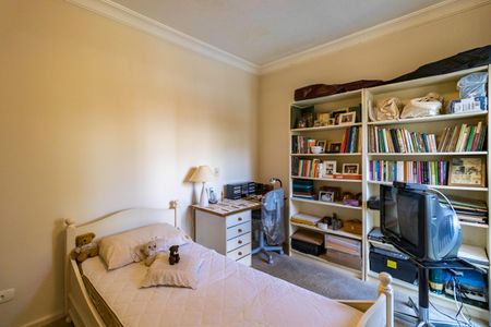 Apartamento à venda com 185m², 3 quartos e 3 vagas Apartamento à venda com 185m², 3 quartos e 3 vagasSuíte 1