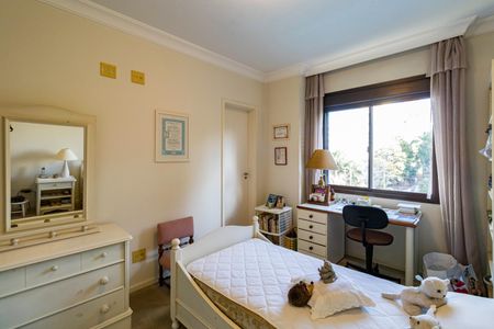 Apartamento à venda com 185m², 3 quartos e 3 vagas Apartamento à venda com 185m², 3 quartos e 3 vagasSuíte 2