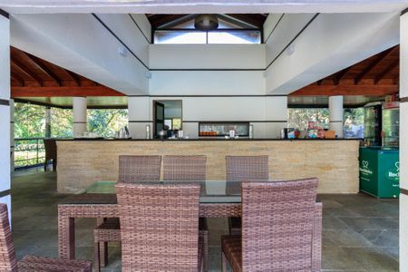 Apartamento à venda com 185m², 3 quartos e 3 vagas Apartamento à venda com 185m², 3 quartos e 3 vagasÁrea comum - Salão de festas