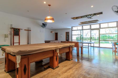 Apartamento à venda com 185m², 3 quartos e 3 vagas Apartamento à venda com 185m², 3 quartos e 3 vagasÁrea comum