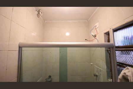 Casa à venda com 175m², 2 quartos e 2 vagas Casa à venda com 175m², 2 quartos e 2 vagasEdícula