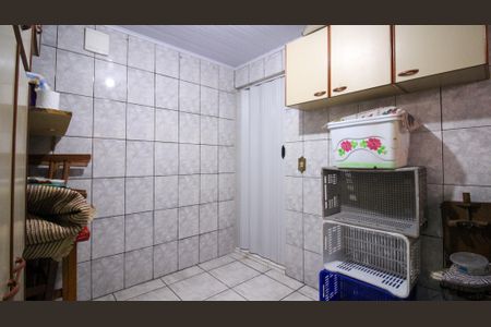 Casa à venda com 175m², 2 quartos e 2 vagas Casa à venda com 175m², 2 quartos e 2 vagasEdícula