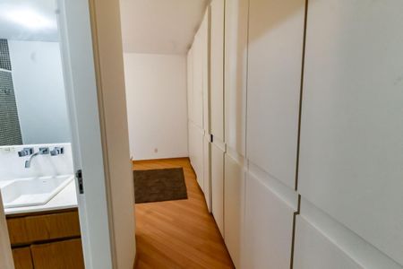 Apartamento para alugar com 154m², 4 quartos e 2 vagasSuíte - armários