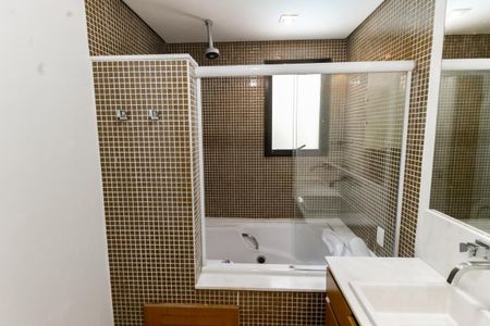 Apartamento para alugar com 154m², 4 quartos e 2 vagasBanheiro da Suíte
