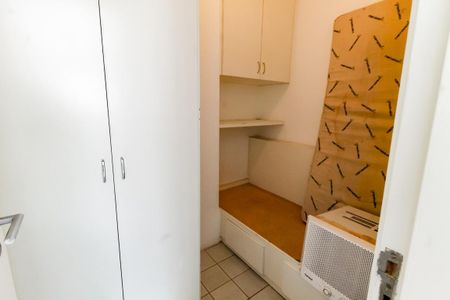 Apartamento para alugar com 154m², 4 quartos e 2 vagasQuarto de Serviço
