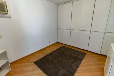 Apartamento para alugar com 154m², 4 quartos e 2 vagasSuíte