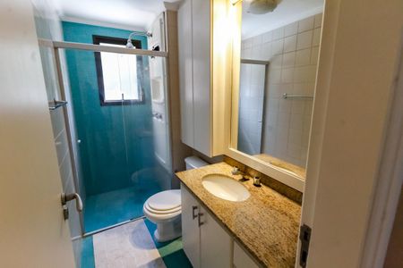 Apartamento para alugar com 154m², 4 quartos e 2 vagasBanheiro Social