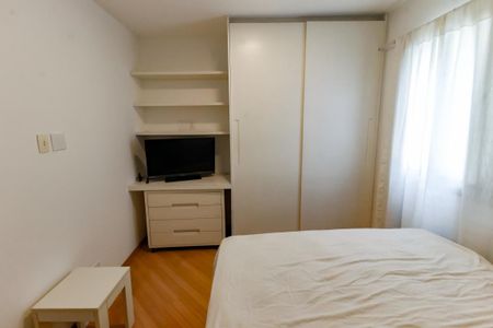 Apartamento para alugar com 154m², 4 quartos e 2 vagasQuarto 2 - Armários