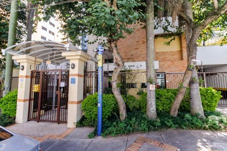 Apartamento para alugar com 154m², 4 quartos e 2 vagasFachada e portaria